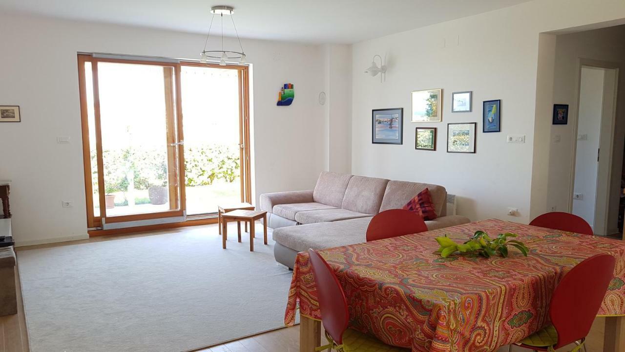 Apartman Di مالي لوشينغْ المظهر الخارجي الصورة